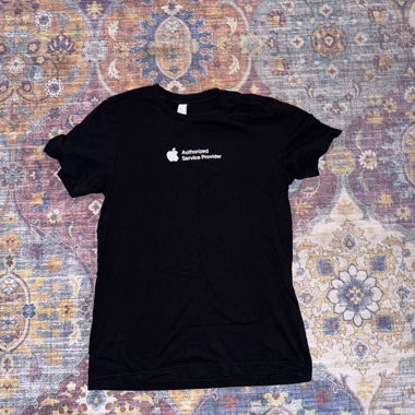 Apple Shirt M
