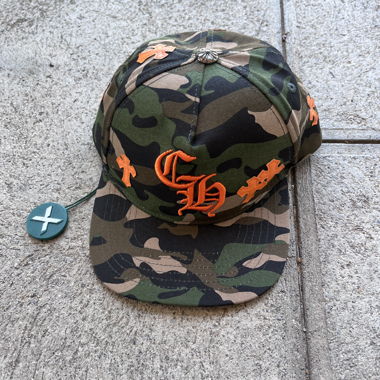 Casquette camouflage avec Chrome Hearts
