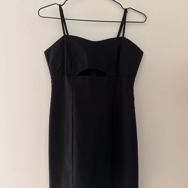 Schwarzes Spaghetti-Top Kleid