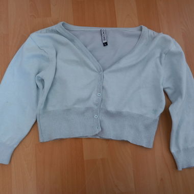 Cute cropped cardigan