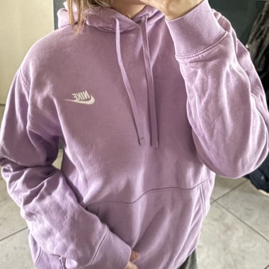Nike pullover💜