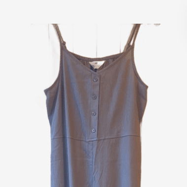 Hellblaues jumpsuit