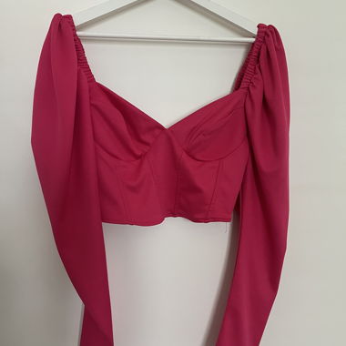 ZARA crop top rosa con maniche a sbuffo taglia M