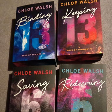 Boys of Tommen"- Band 1-4 von Chloe Walsh