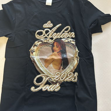 Ayliva Tour 2025 T-Shirt