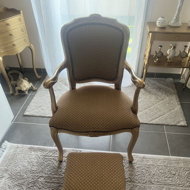 fauteuils cabriolet de style Louis XV,