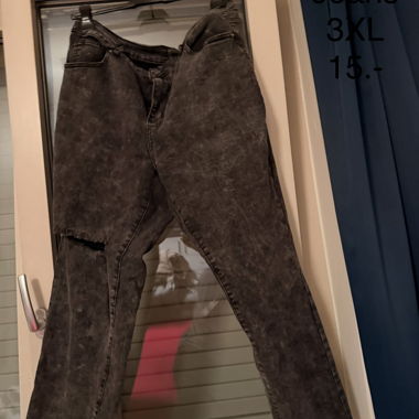 Lot de pantalons divers ou individuel