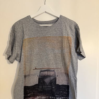 T-shirt California