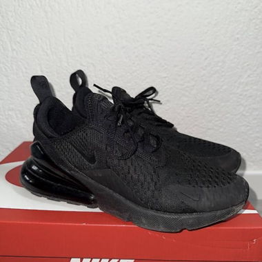 Nike Air Max 270 Triple Black T. 38,5