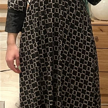 Schwarzes Kleid VICBEE