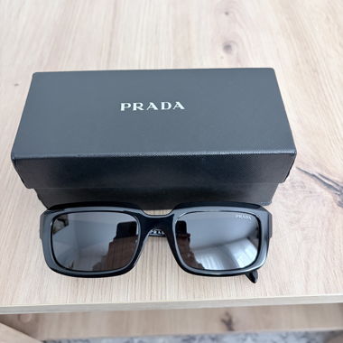 Occhiali da sole Prada