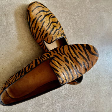 AEROSOLES leopard print loafers
