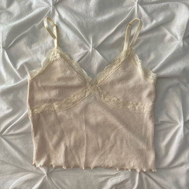 crop top avec dentelle