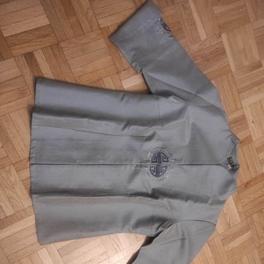 Chemisie 3/4 gris taille S neuf