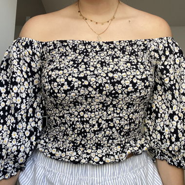 Blümchen Off shoulder Shirt