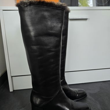 Black Leather Boots 