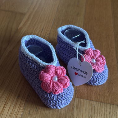 Handgemachte Babyschuhe