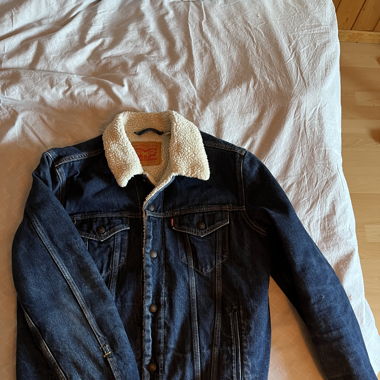 levis jean jacket