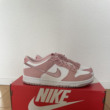 Nike Dunk Low Pink Velvet 