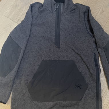 Arc’teryx fleece pullover