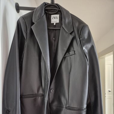 ZARA Lederjacke schwarz