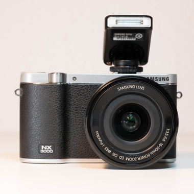 Appareil photo numérique Samsung NX3000