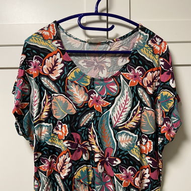 T-shirt imprimé végétal 