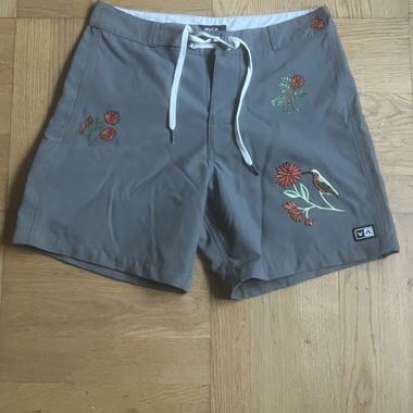 Men's RVCA Woven  Floral Shorts 