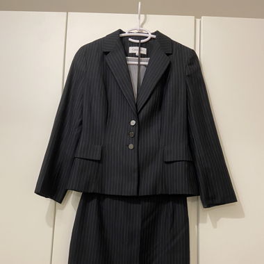 Tailleur jupe Calvin Klein 