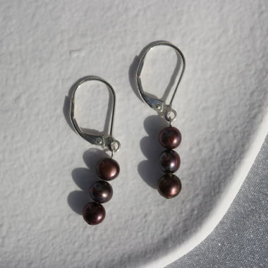 Earrings made of freshwater pearls „Keno silver“