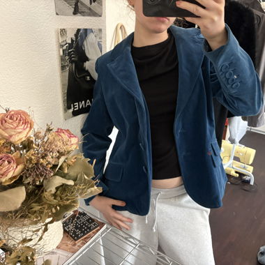 Blauer Samtblazer