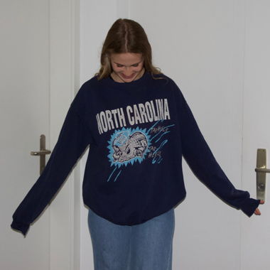 Vintage 00’s North Carolina Sweatshirt (XL)