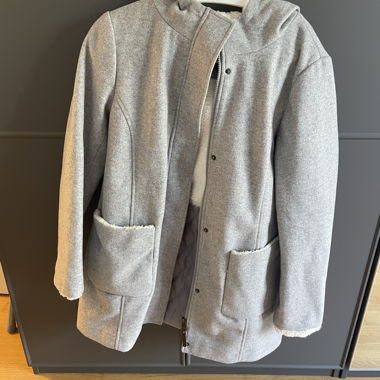 Cappotto grigio da donna con cappuccio / cappotto premaman C&A