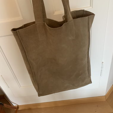Braune Wildleder-Tasche