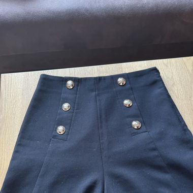 Short a vendre 