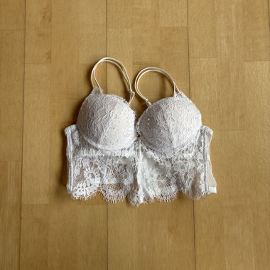 Reggiseno in pizzo bianco