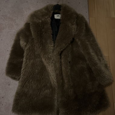 Manteau en fourrure STR