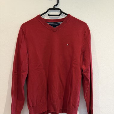 Pull col V Tommy Hilfiger rouge