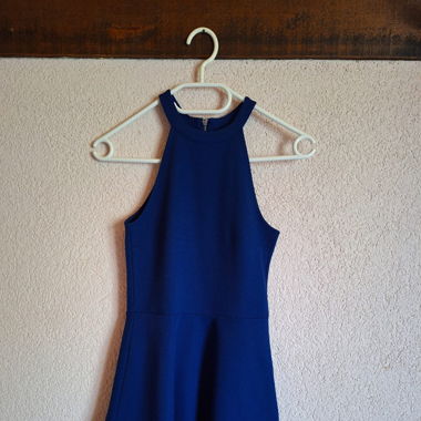 Robe bleu foncée 