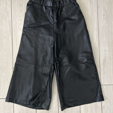 Black jorts with leather effect