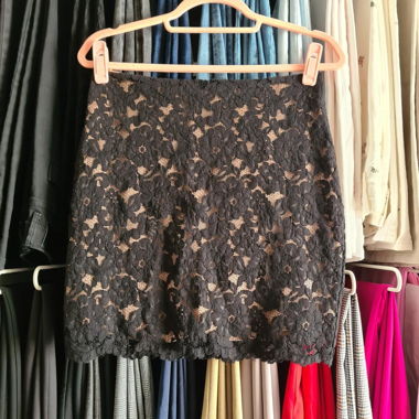 H&M Lace Mini Skirt