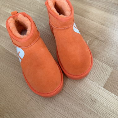 UGG nuovi e mai indossati