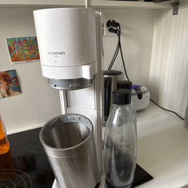 Sodastream mit 2 Flaschen