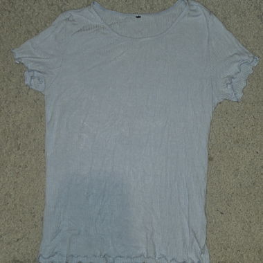 T-shirt a coste azzurro chiaro