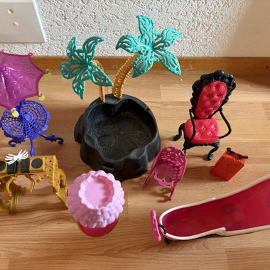 Monster High Furniture Set