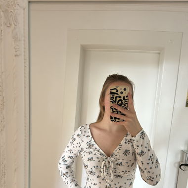 Geblümtes Top