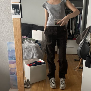 Brown cargo 