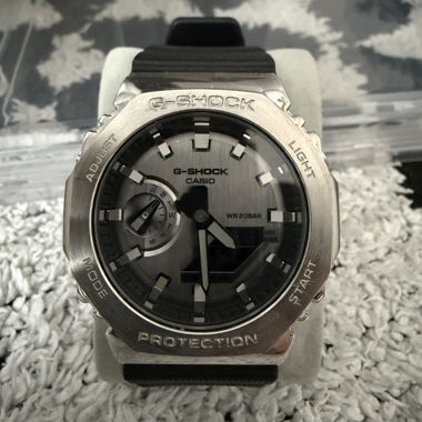 Casio G-SHOCK GM-2100 orologio argento/nero