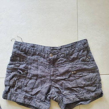 Kurze Hose aus 100% Leine (Gr. 40)
