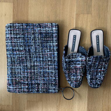 Set in tweed con mules e pochette